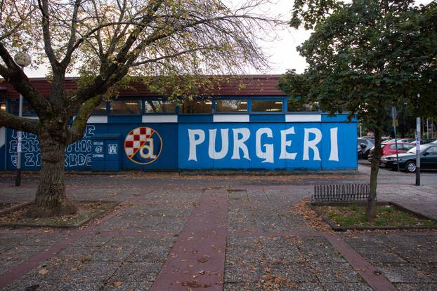 Murali i grafiti Bad Blue Boysa posvećeni Dinamu