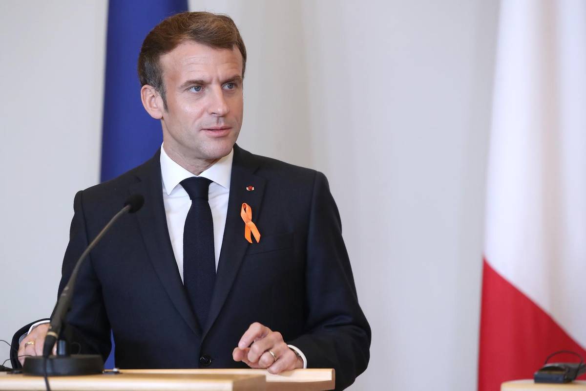 Macron uoči parlamentarnih izbora imenovao nove ministre