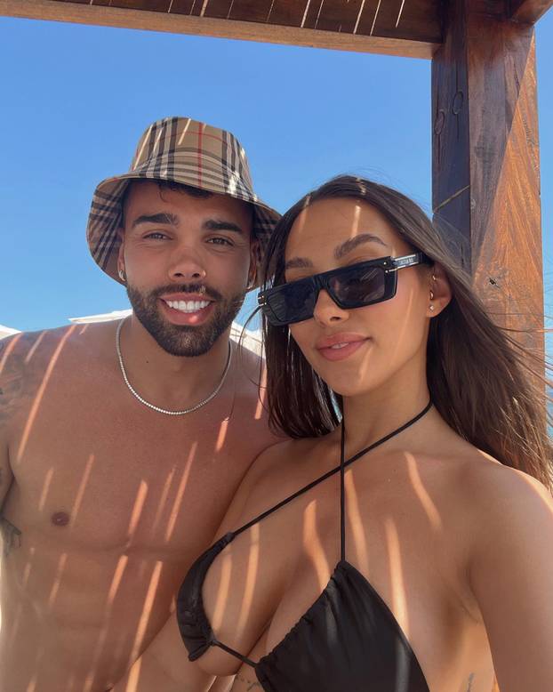 FOTO KAKVE LJEPOTICE! Ima li Španjolska najljepše WAGS-ice? Evo koga ljube Olmo i društvo...