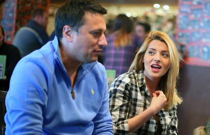 Trudna ili? Anđelka Stević Žugić zbunila obožavatelje fotkama