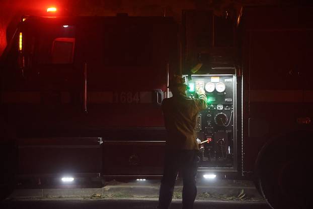 100 FOTOGRAFIJA UŽASA Ovo su vatrogasci snimili u paklu LA-a!