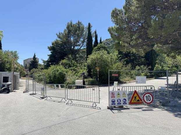 Počinje rušenje devastiranih hotela Kupari u najljepšoj uvali kod Dubrovnika