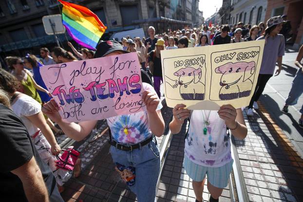 Zagreb: 21. Povorka ponosa pod sloganom "Dajte nam naša četiri zida!"