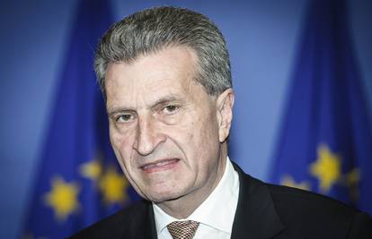 Komisija bez komentara na Oettingerove rasističke izraze