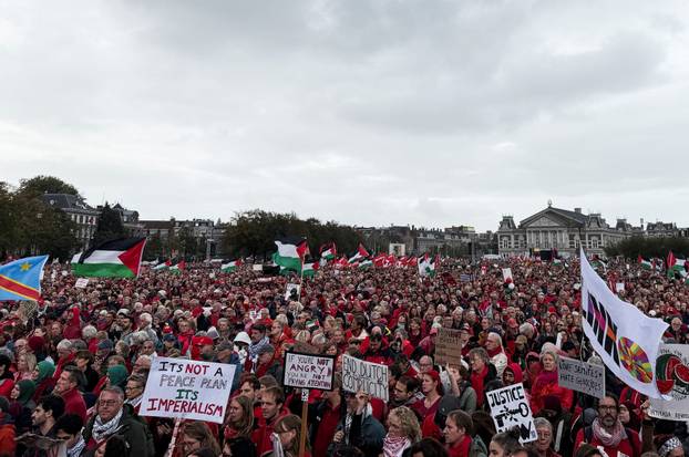 Protest demanding a tougher stance from the Dutch government against Israel's war in Gaza, in Amsterdam