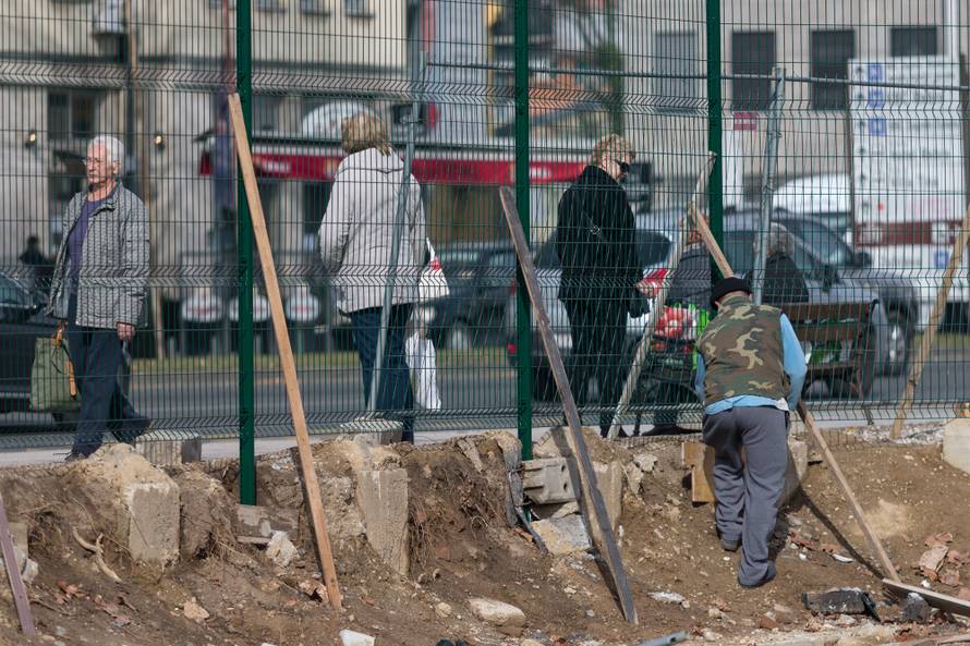 Tu su trebali izrastati talenti: Pogledajte ruglo na Sveticama