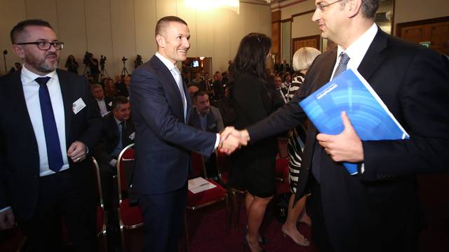 Veliki plan HDZ-a: Do 2020. 180.000 novih radnih mjesta