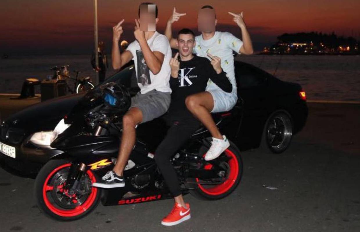 Otac splitskog divljaka: 'Morao sam mu lancima vezati motor'