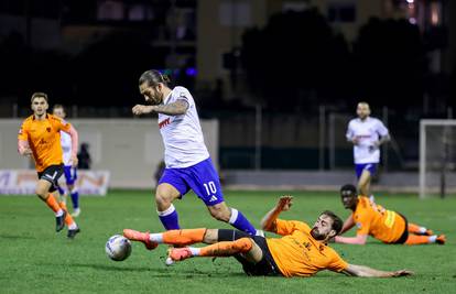 Livajine škarice i Krovinovićev klizeći gol za miran zimski san