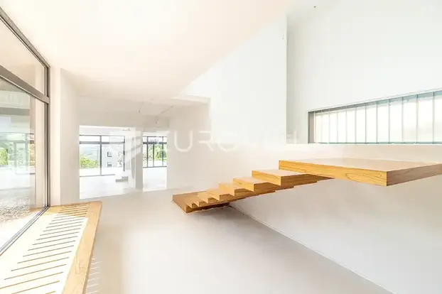 FOTO Nikolina Pišek još uvijek nudi vilu u Zagrebu! Najam bio skočio na 8000 €. Zavirite u nju