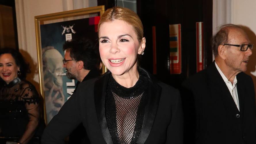 Zagreb: Uzvanici dolaze na praizvedbu baleta "Hamlet" u HNK