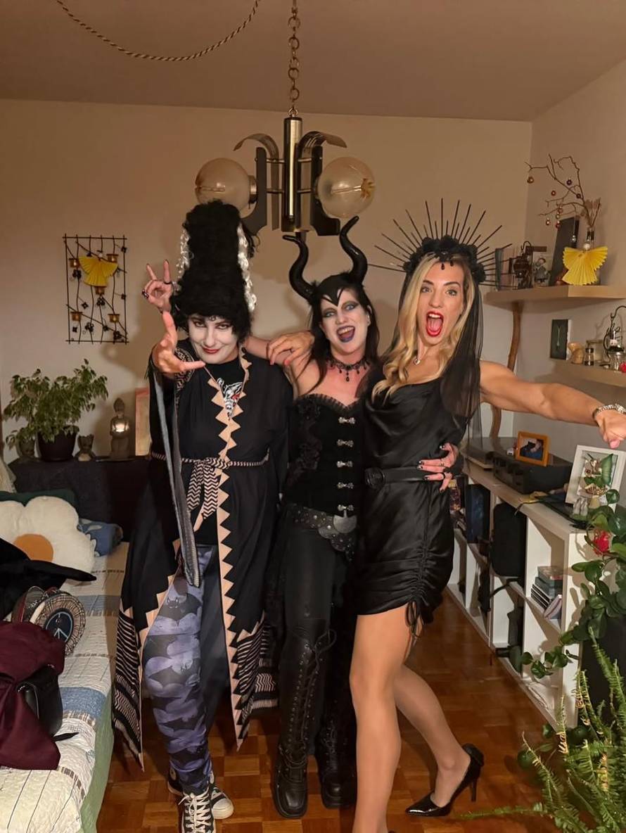 FOTO SDP-ovka Radolović pokazala kostim za Halloween: 'Neke maske nosimo stalno'