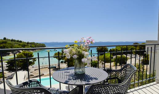 Iscrpljeni od posla? Maštate o savršenom odmoru? Pobjegnite u Colentum Resort Murter!