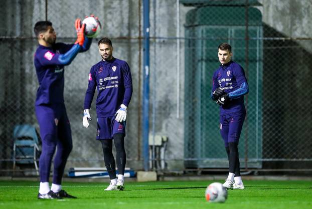 Zagreb: Nogometna reprezentacija odradila trening na terenu Hitrec Kacijan