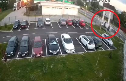 Kamera snimila nesreću: Pijan vozio i autom napravio salto