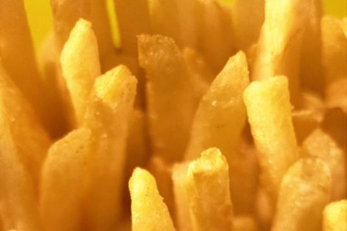 Pomfrit i zagorena hrana povećavaju rizik od raka