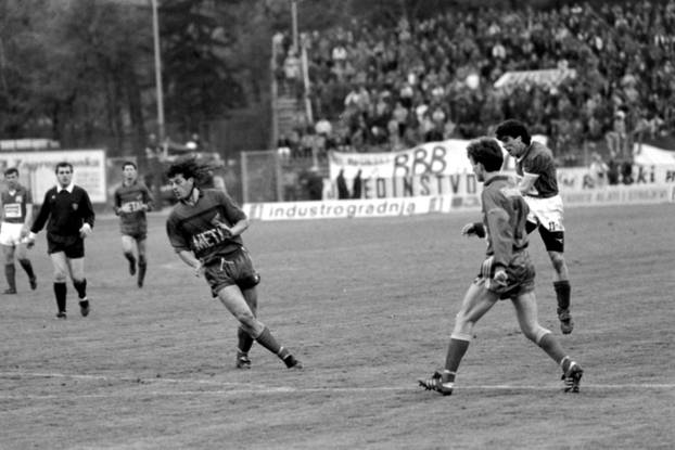 Zagreb: Savezna liga Jugoslavije, Dinamo - Borac, 7.4.1990.