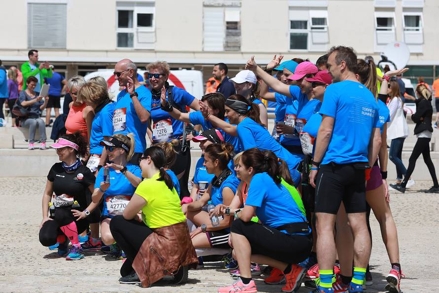 Više od 8 tisuća trkača danas u Zadru trčalo 'Wings for life'