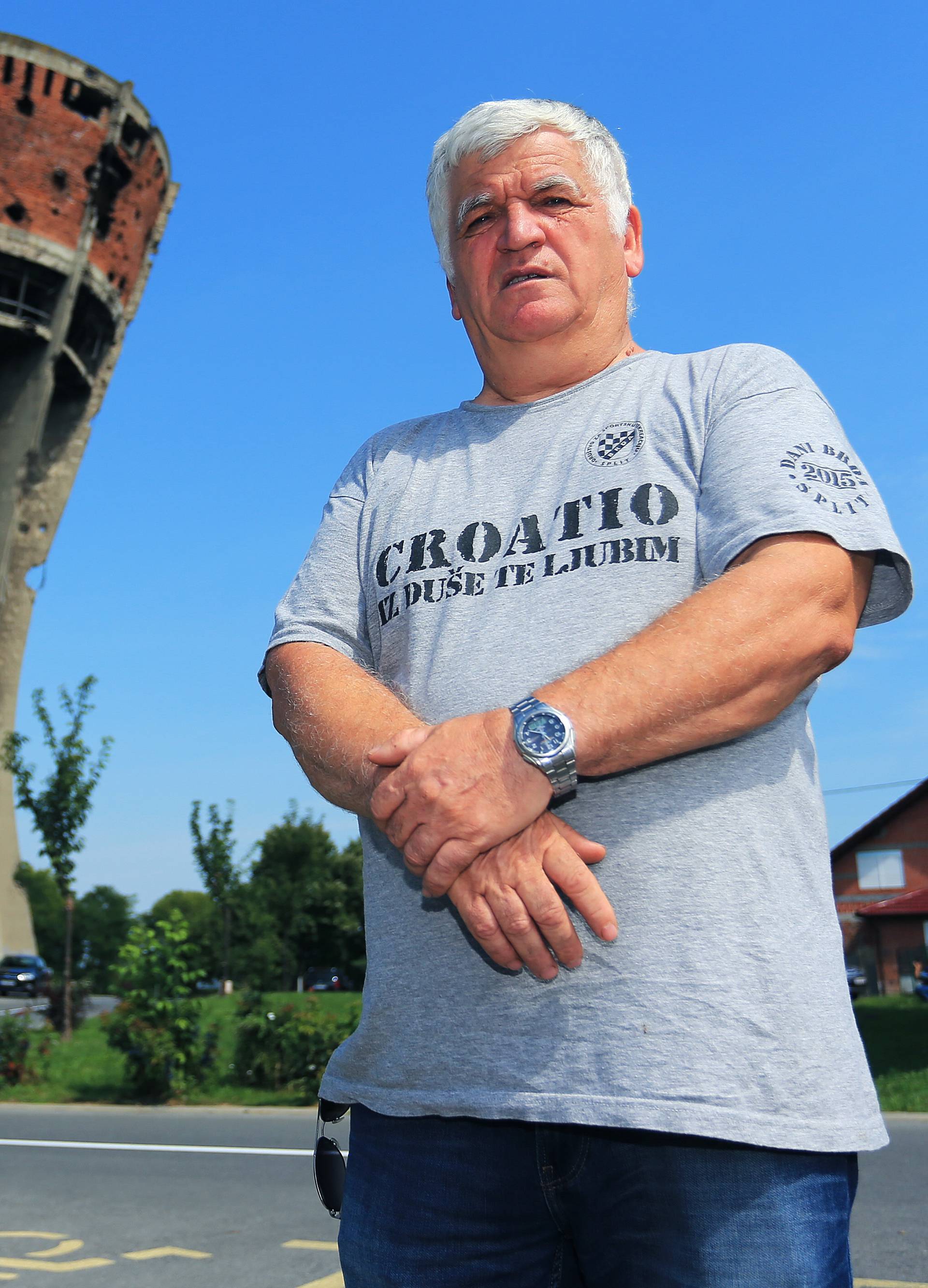 Komšić: Ginuo sam za Vukovar, a sad sam na srpskoj tjeralici