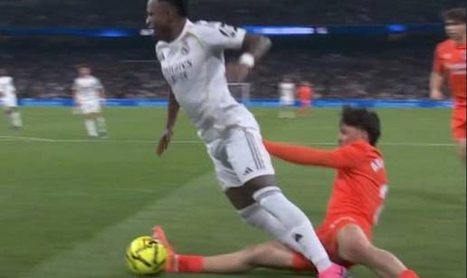 Padavicius u akciji! Real Madrid uz suda&ccaron;ki poguranac na vrhu. O&scaron;te&cacute;eni su Sociedad i Barca