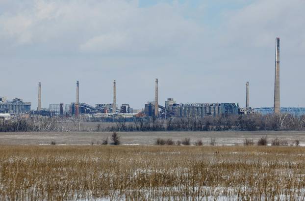 People of war-torn towns in Ukraine's Donetsk region aim to rebuild lives