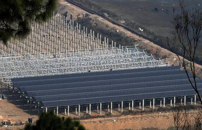 Zelena jabuka: Apple u SAD-u gradi golemu solarnu farmu