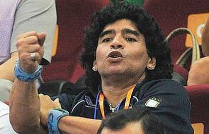 Diego Maradona: Blatter je tu da bude rob, a ne igrači