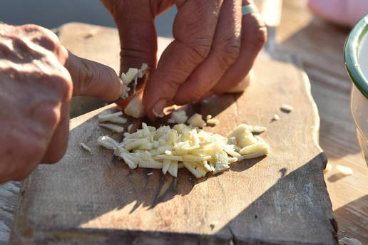 Mnogi koriste češnjak pogrešno cijeli život - i tako mu nesvjesno smanjuju dobrobit za zdravlje