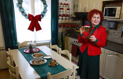 Kraljica blagdanske dekoracije: Pogledajte božićnu rapsodiju u domu ove Osječanke