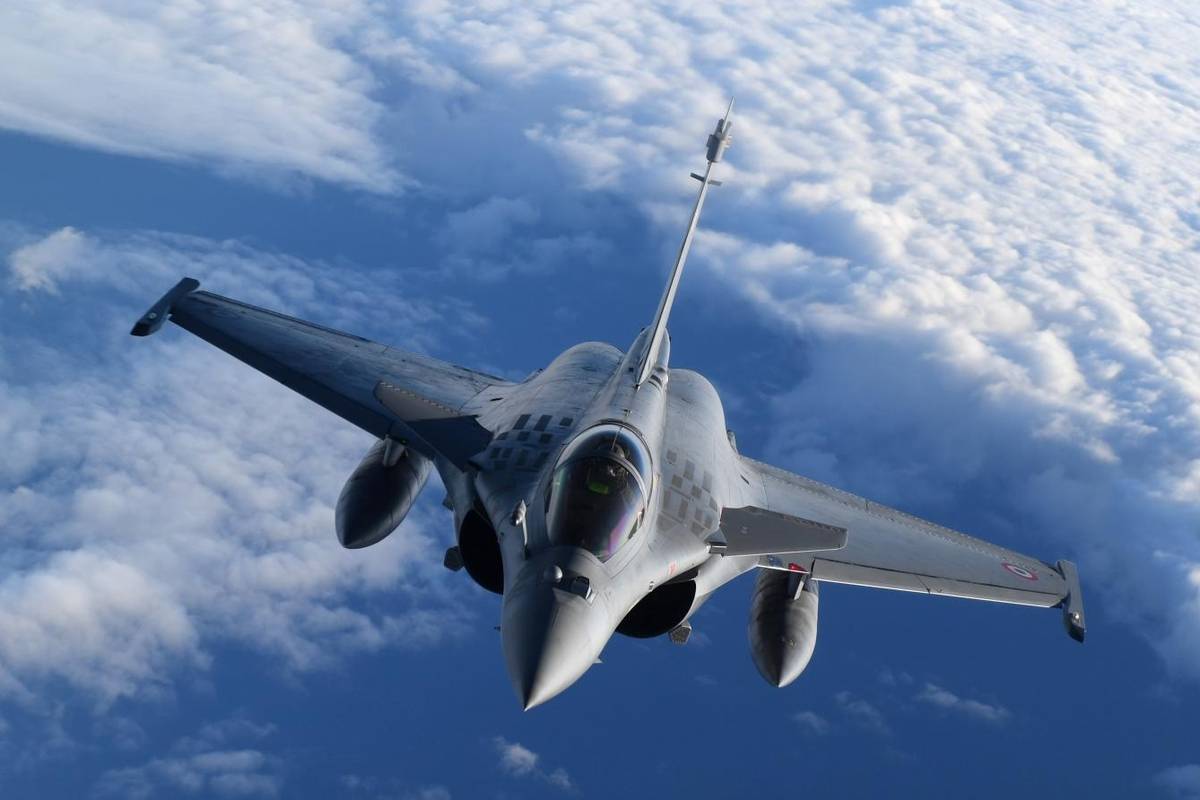 Vlada ipak kupuje vojne avione, stići će i ponuda iz Francuske?