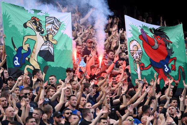 Navijači na utakmici 36. kola SuperSport HNL-a između Dinama i Rudeša