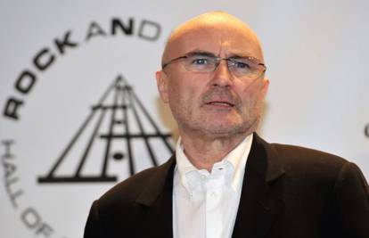 Spotaknuo se i pao na glavu: Phil Collins mora na operaciju