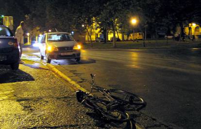U naletu Fiata na bicikl poginuo je biciklista (64)