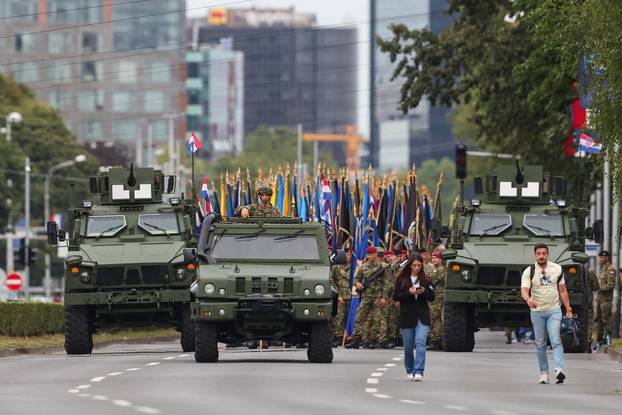 Zagreb: Generalna proba svečanog vojnog mimohoda