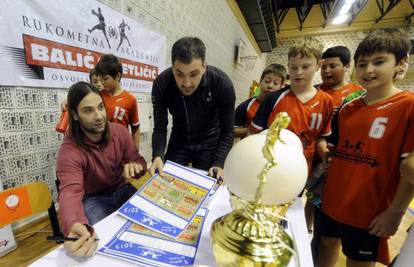 Oglasio se Balić: Do mog broja nije teško doći, na internetu je