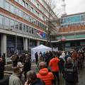 Kaos ispred RTS-a u Beogradu. Sukobili se studenti i policija. Zaposlenici jedva ušli u zgradu
