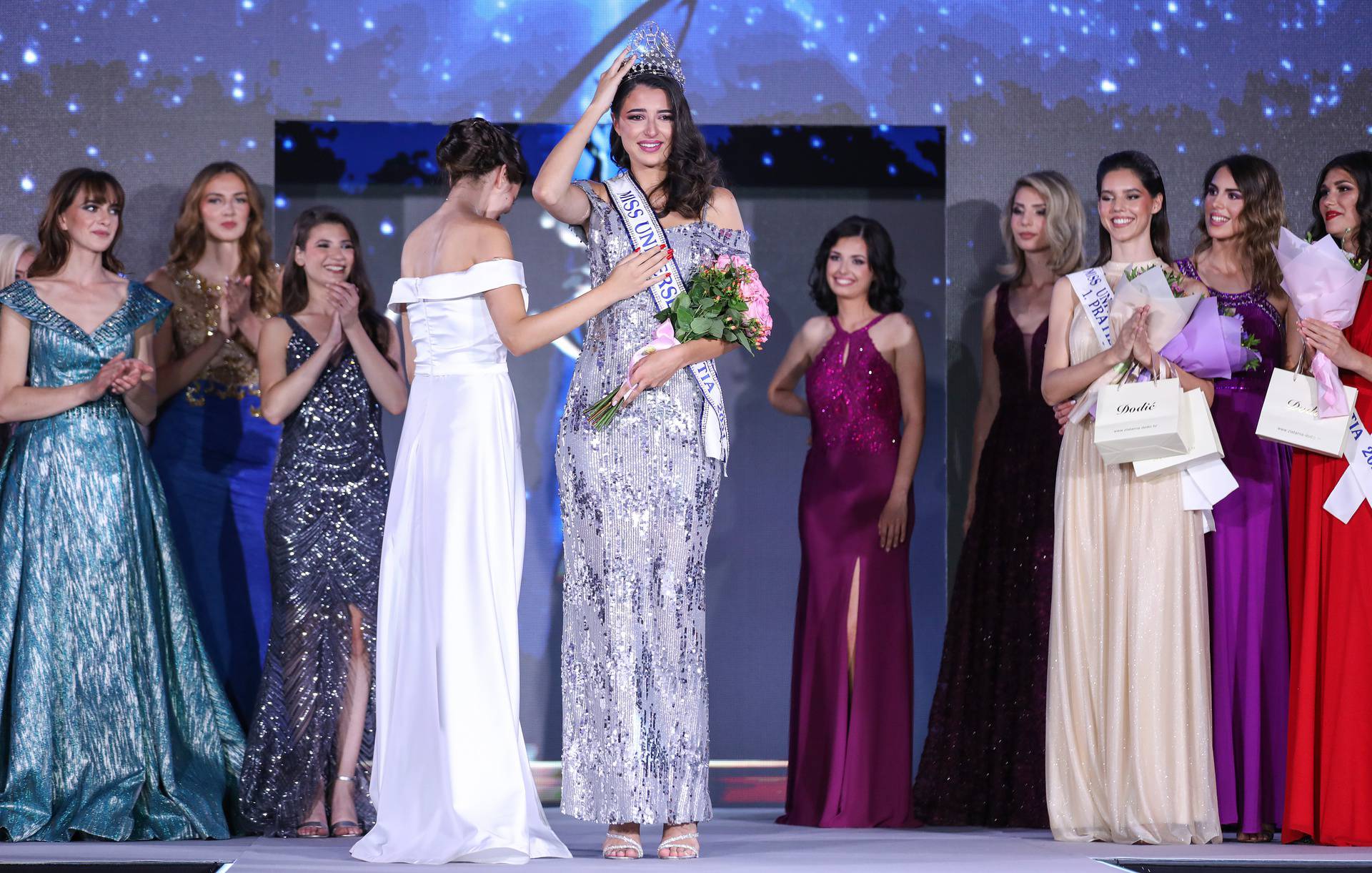 Dubrovkinja Ora Antonija naša je nova Miss Universe! Visoka je 185 cm i žiri je osvojila znanjem
