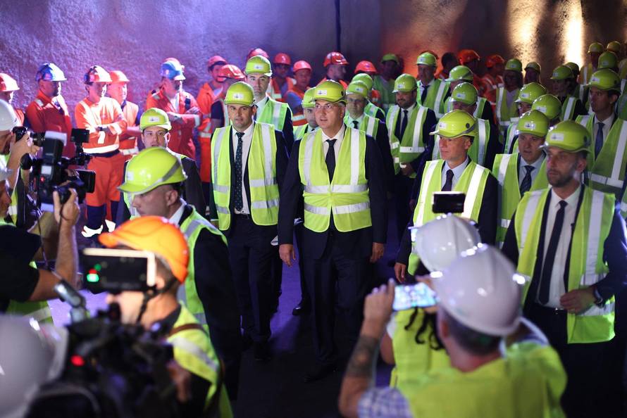 Svečano obilježavanju proboja druge cijevi tunela Učka