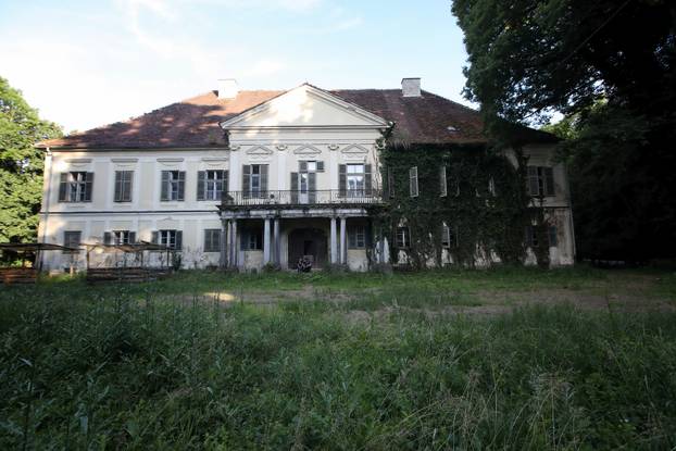 Dvorac Stubički Golubovec jedan je od najvrijednijih hrvatskih dvoraca kasnobaroknog stila