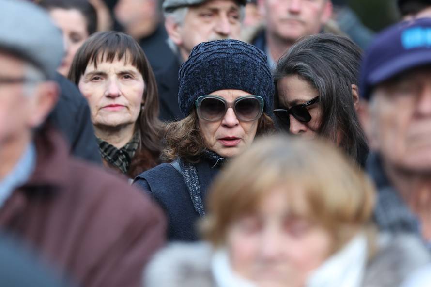 Oproštaj od oca uz tamburaše: Marko je jedva susprezao suze