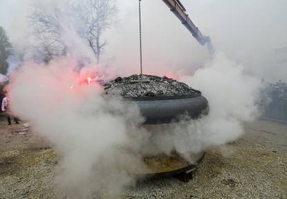 FOTO U Oroslavju pripremljena najveća peka na svijetu