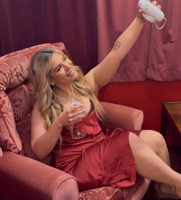 Majka dala otkaz u banci zbog zarade na internetu: 'Prijavili su policiji da ugrožavam djecu'