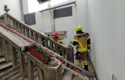 Urušilo se stubište zgrade na Rabu: Troje ljudi je ozlijeđeno