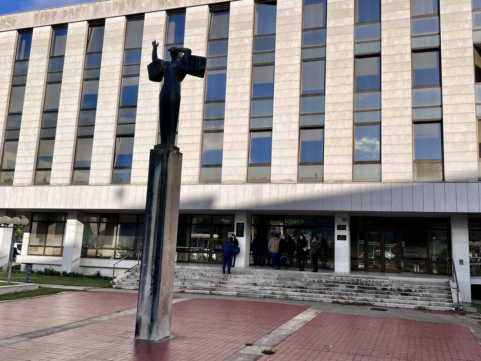 Dojava o bombi na Županijskom sudu u Splitu