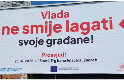 FOTO Nastavnici su veće plaće tražili plakatima s gramatičkom greškom: Sad su ih ispravili...