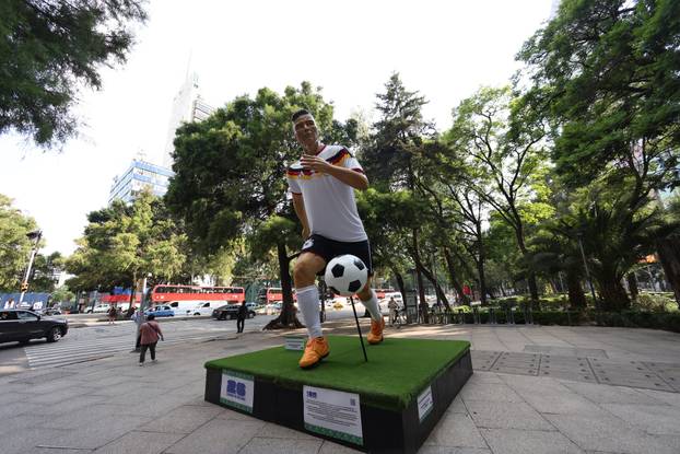Attack on giant figures FIFA World Cup 2026