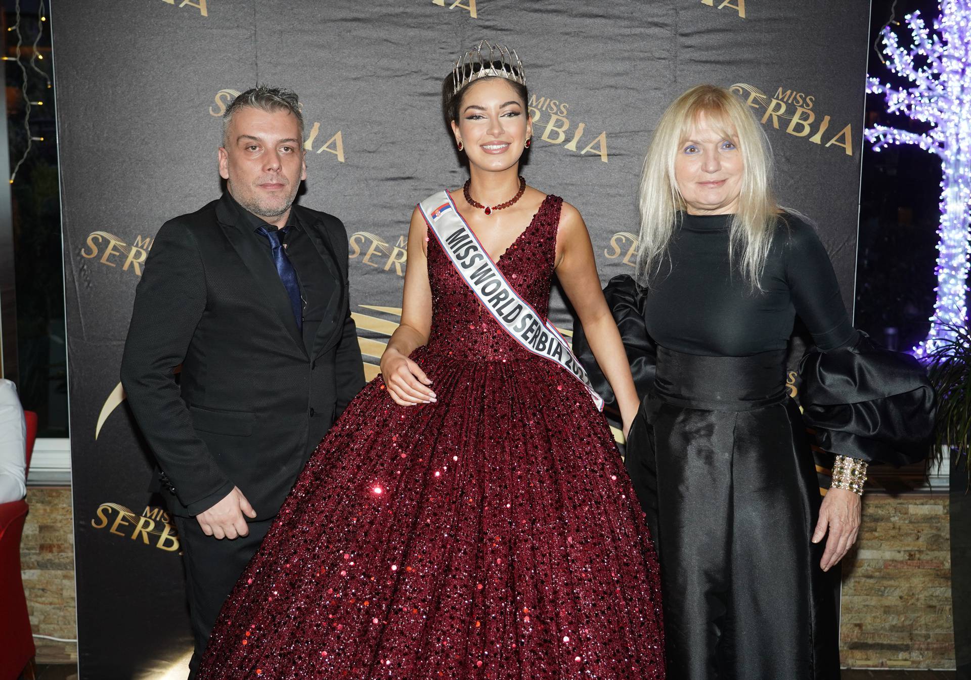 Beograd: Miss Srbije Anja Radić odlazi na natjecanje Miss World u Indiju