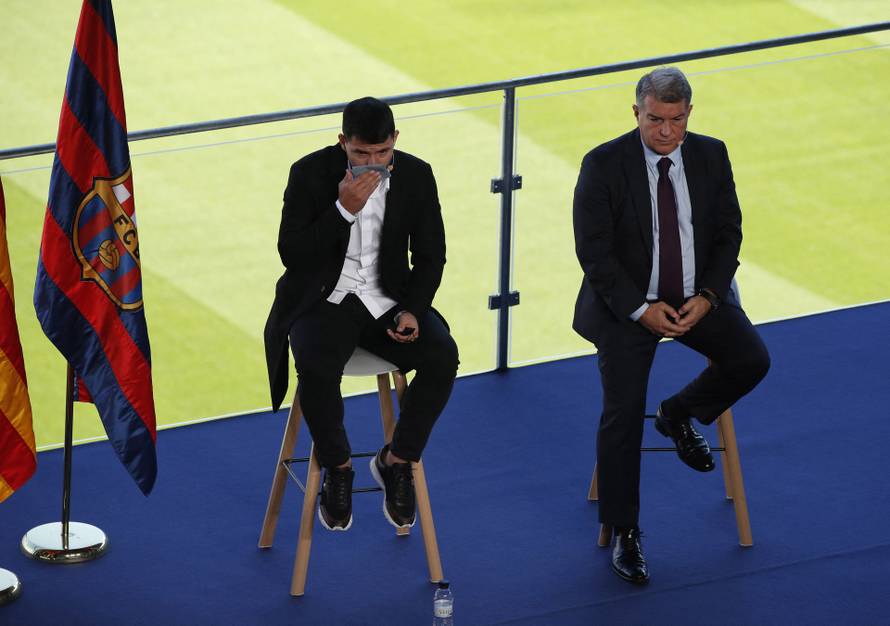 FC Barcelona - Sergio Aguero Press Conference