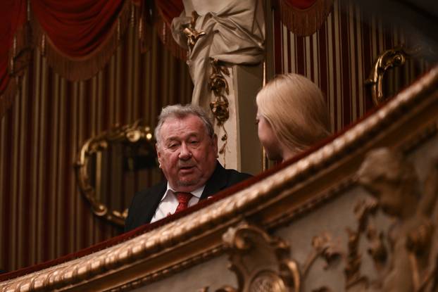 Zagreb: Poznati na premijeri drame Kralj Gordogan