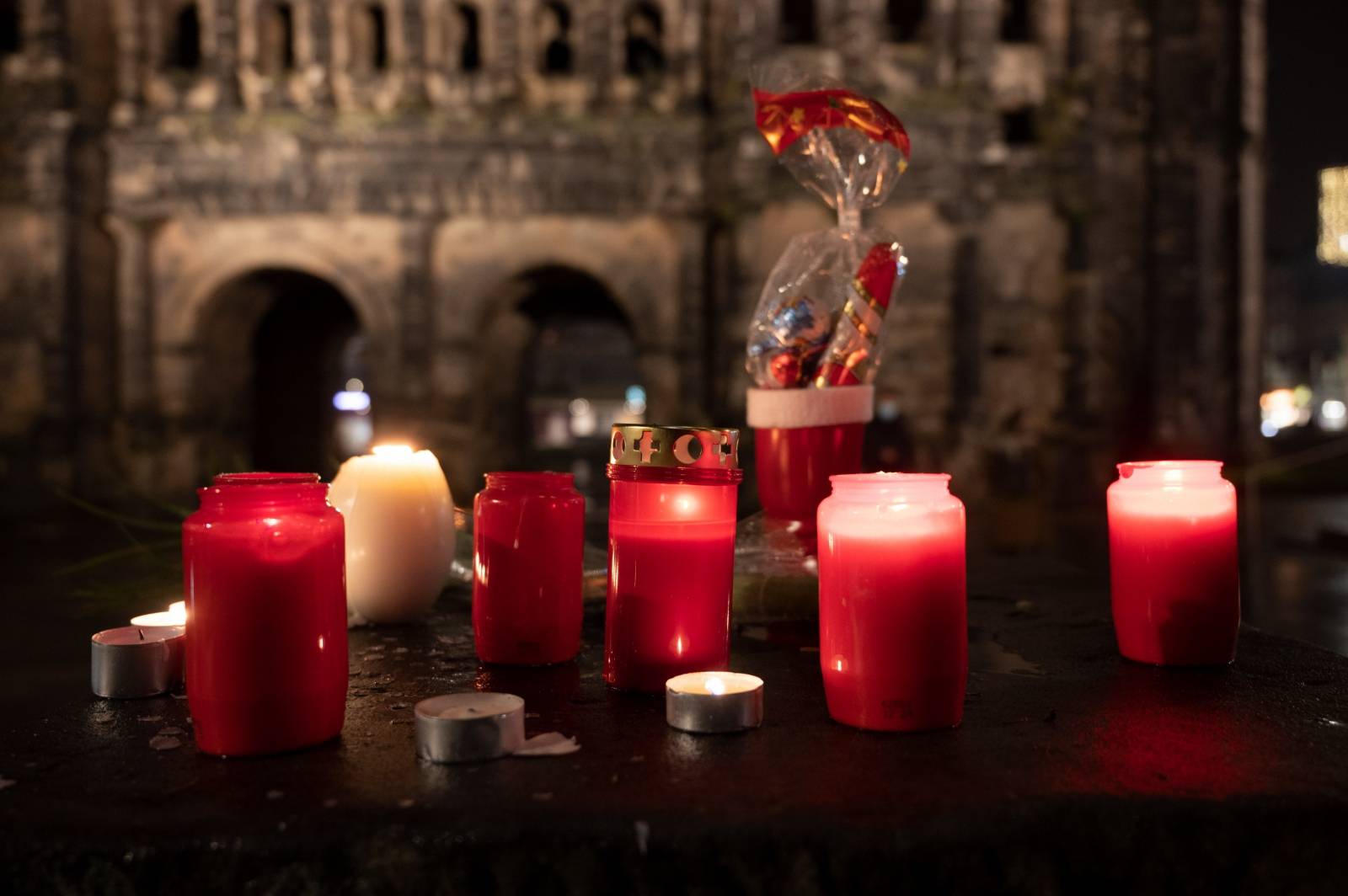 Dead bodies after amok drive in Trier